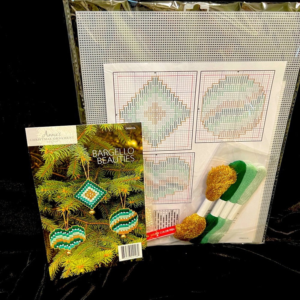 *Bundle and SAVE* Annie’s Creative Woman Craft Kit